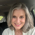 Lucía R.